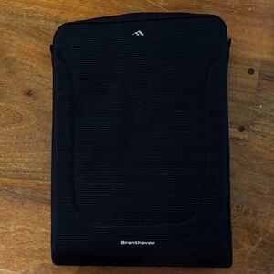 Brenthaven Black Tablet Sleeve